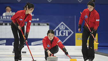 锁定季后赛 锁定季后赛